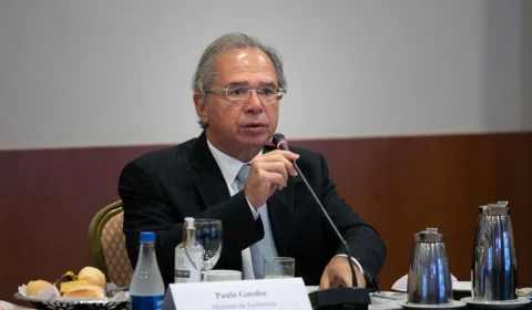 Comissão da Câmara aprova convite para ouvir Guedes sobre redução de IPI