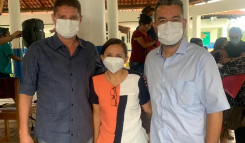 Vereador Peixoto participa de reunião com Rotta e Pauderney em Escola Rural