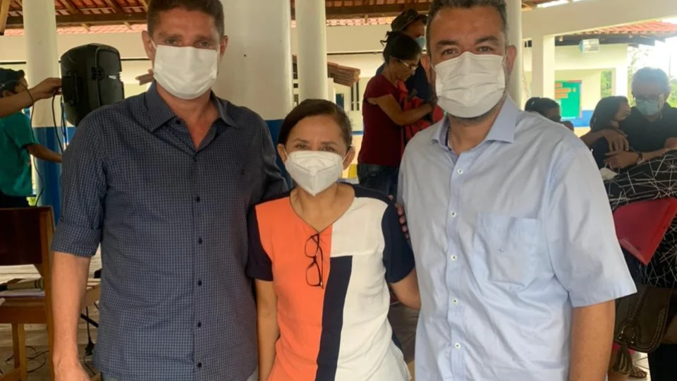 Vereador Peixoto participa de reunião com Rotta e Pauderney em Escola Rural