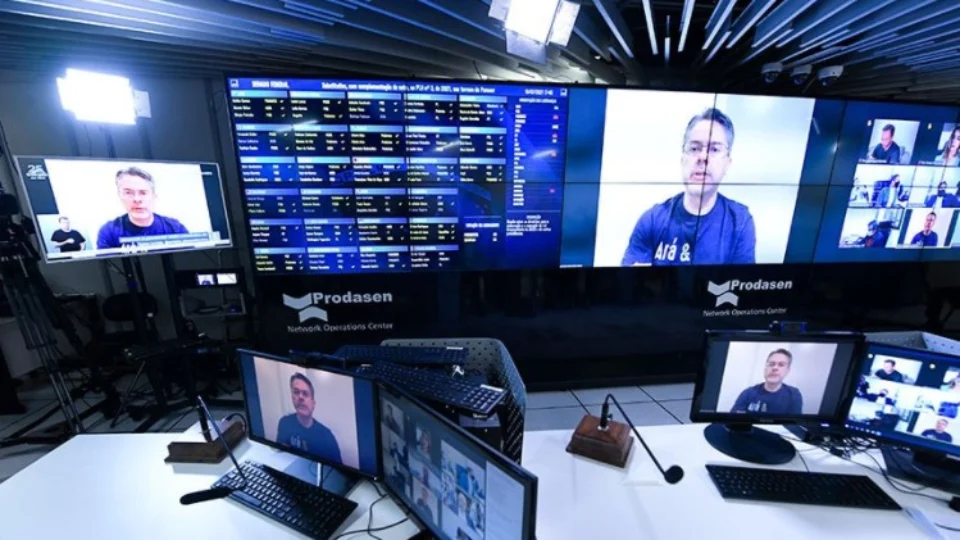 Parlamentares vão ao STF para barrar aumento do fundo eleitoral