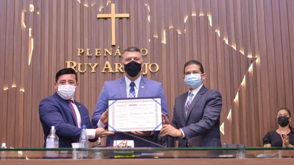 Assembleia Legislativa concede Título de Cidadão Amazonense ao vereador João Carlos