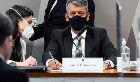 Presidente da CPI da Pandemia decreta prisão de ex-diretor de logística do Ministério da Saúde