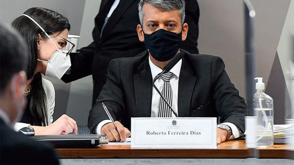 Presidente da CPI da Pandemia decreta prisão de ex-diretor de logística do Ministério da Saúde