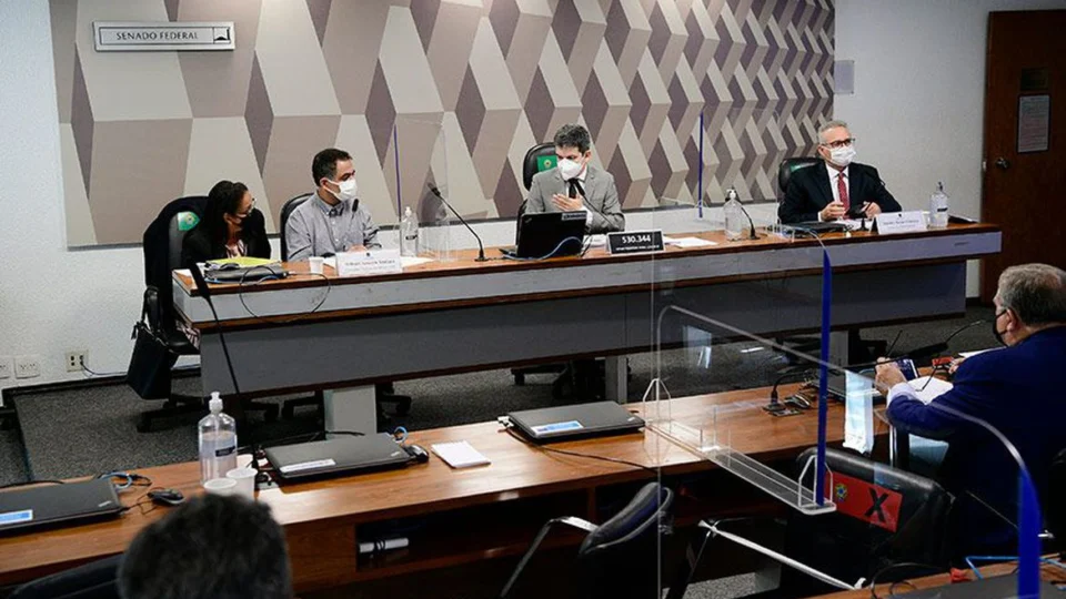 CPI: consultor aponta erros em faturas enviadas para compra da Covaxin