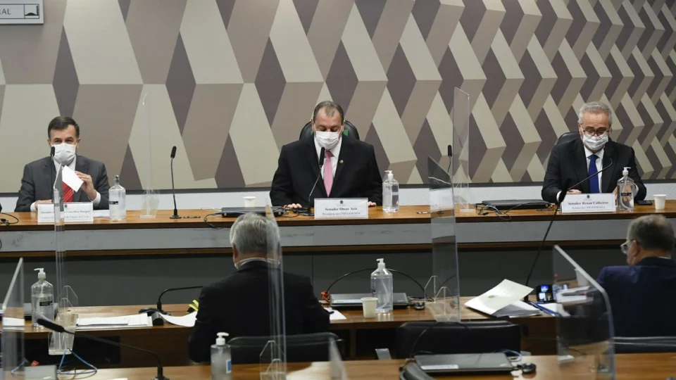 Documento sobre covid era informal e foi alterado, diz auditor do TCU