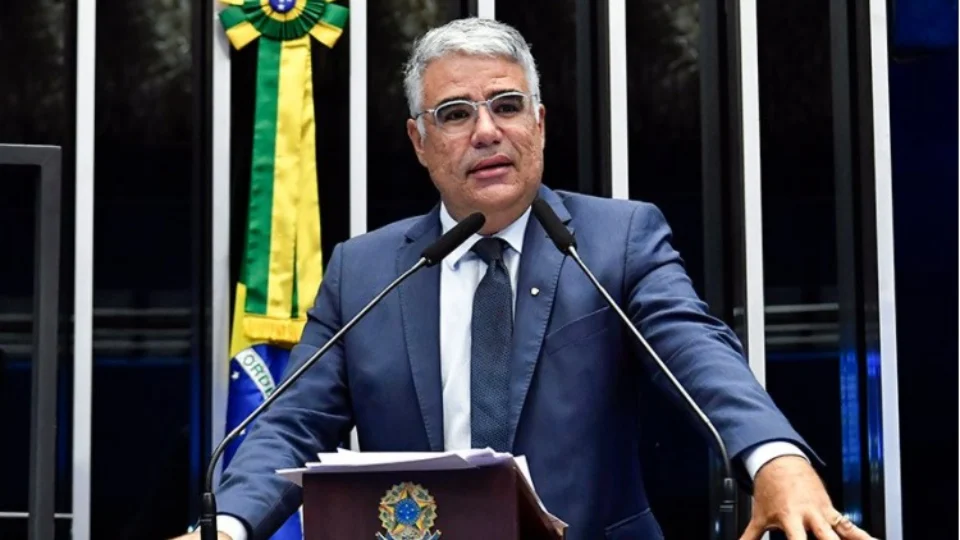 Girão defende análise de pedido de impeachment de Alexandre de Moraes