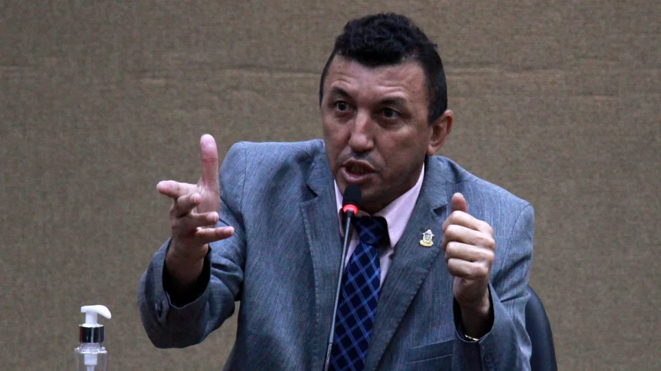 Sassá protocola PL que visa distribuição gratuita de sacolas biodegradáveis em mercados