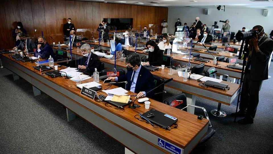 CPI ouve na terça militar apontado como elo entre Davati e Ministério da Saúde