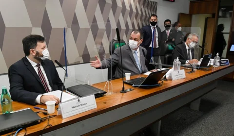 Blanco discutia venda de vacinas para empresas sem autorização legal