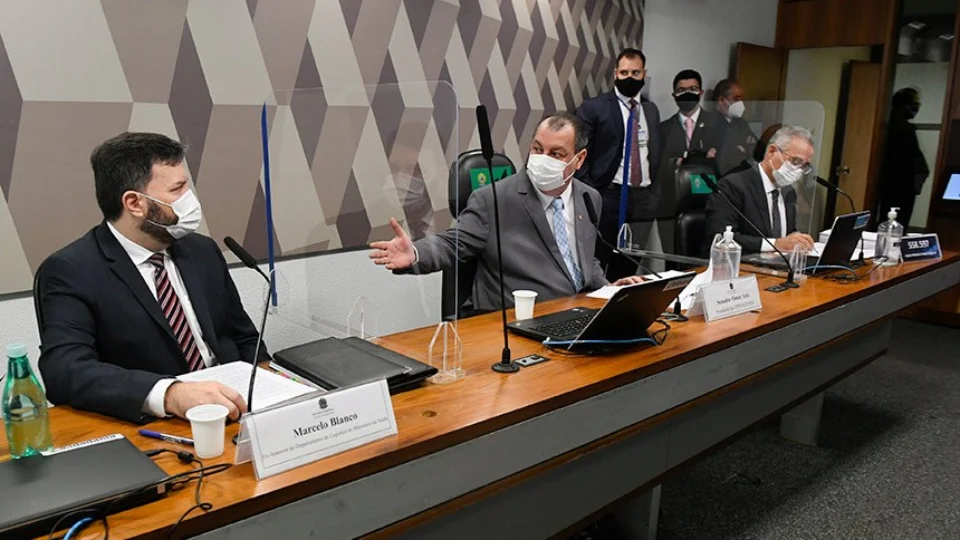 Blanco discutia venda de vacinas para empresas sem autorização legal