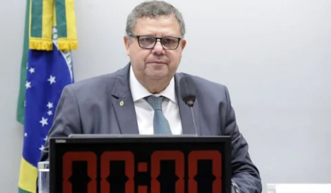 Comissão rejeita proposta de inserção de reservistas no mercado de trabalho