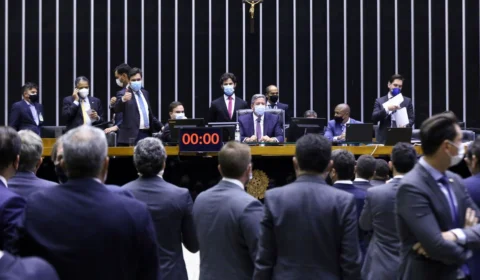 Câmara aprova cassação do mandato da deputada Flordelis