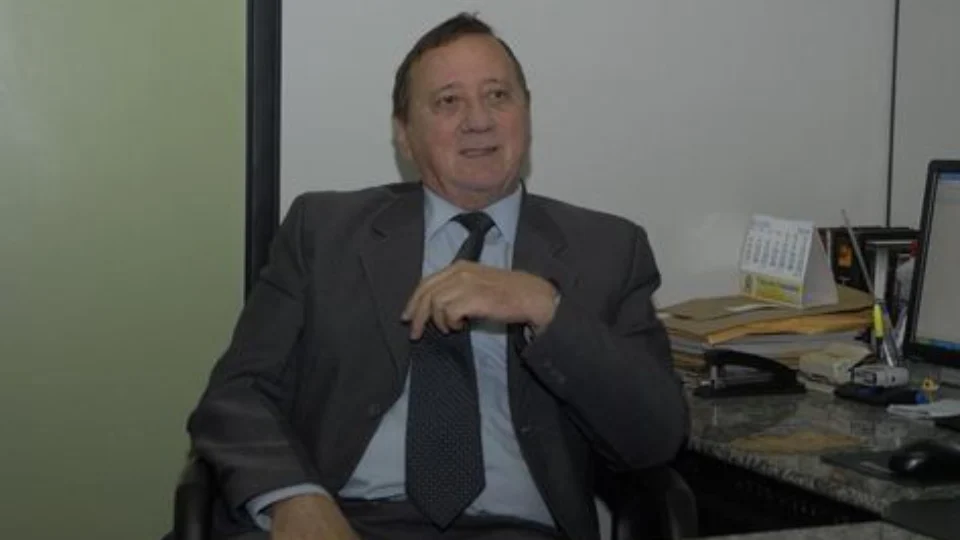 Rosa Weber mantém Hugo Levy afastado do cargo de juiz do TJAM