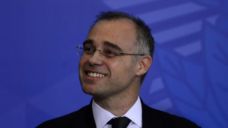 André Mendonça é aprovado para vaga de ministro do STF