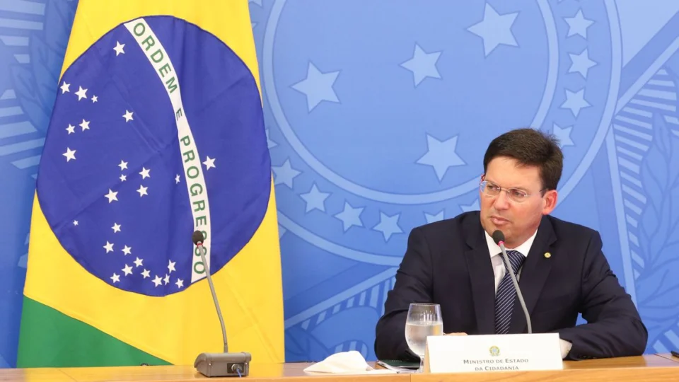 Novo Bolsa Família cumprirá teto de gastos, diz ministro da Cidadania