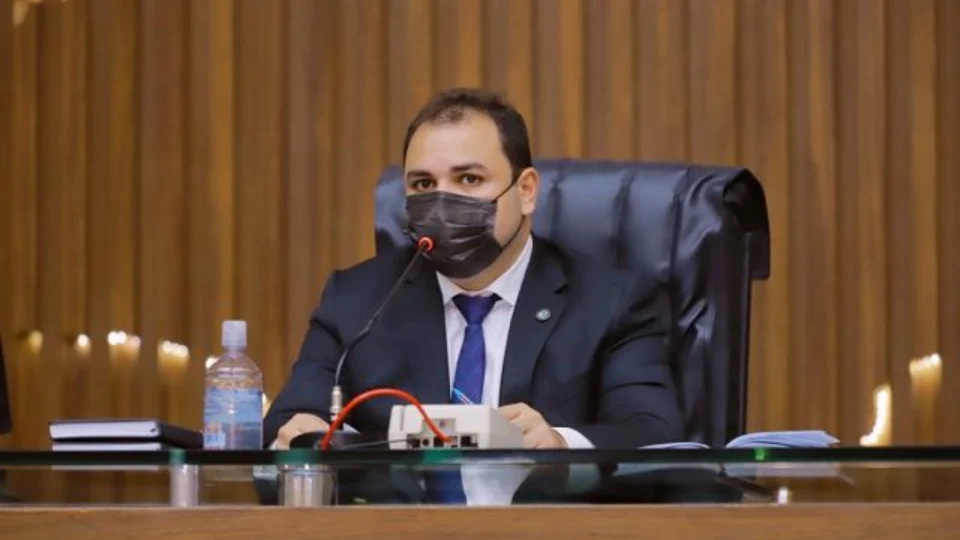 ‘Gostaria que ela saísse para ontem’ diz Roberto Cidade sobre a  CPI da Amazonas Energia