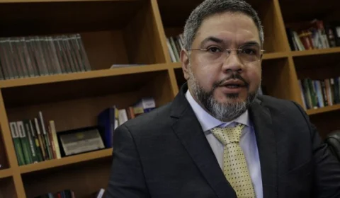 Juiz Fábio Alfaia lança o livro ‘Reserva do Possível e Discricionariedade Jurídica’