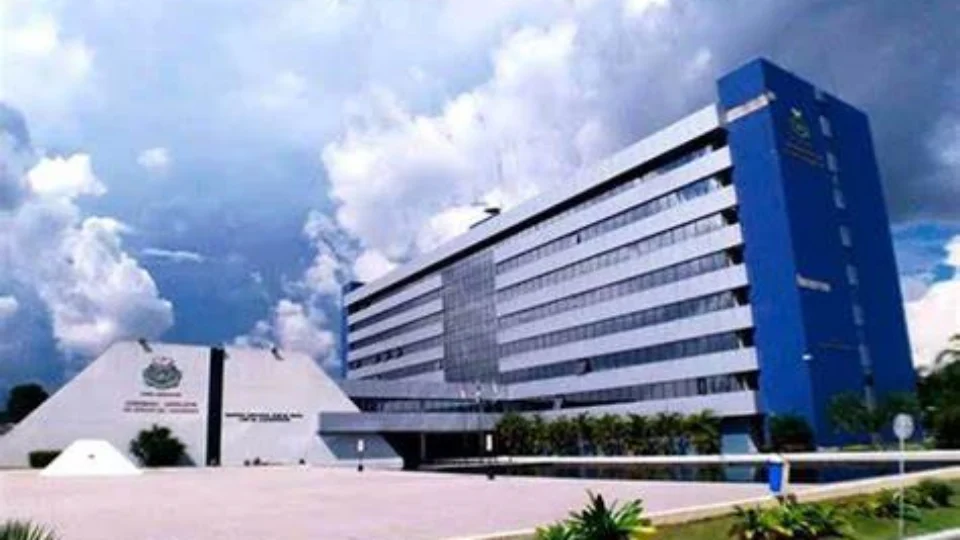 Base aliada do Governo do Amazonas continua sólida na ALEAM