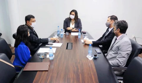 Felipe Souza e OAB-AM assinam acordo de cooperação para melhor o trânsito e o transporte no AM