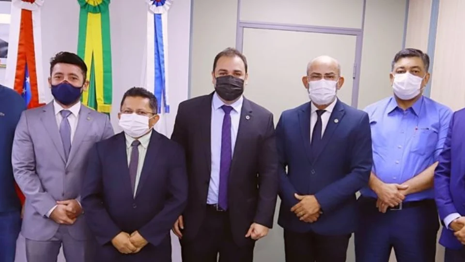 Sinésio Campos e Carlinhos Bessa serão presidente e vice na CPI da Amazonas Energia