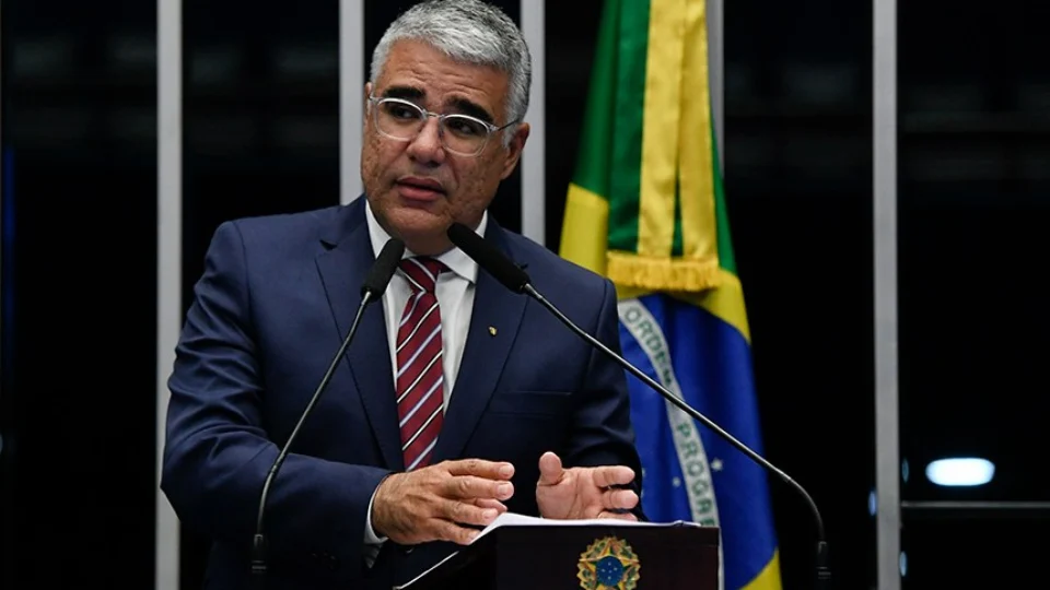 Girão acusa CPI da Pandemia de ignorar desvios de verbas federais