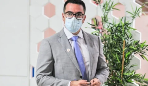 Rodrigo Guedes desafia David Reis a usar o dinheiro de anexo da Câmara como auxílio emergencial