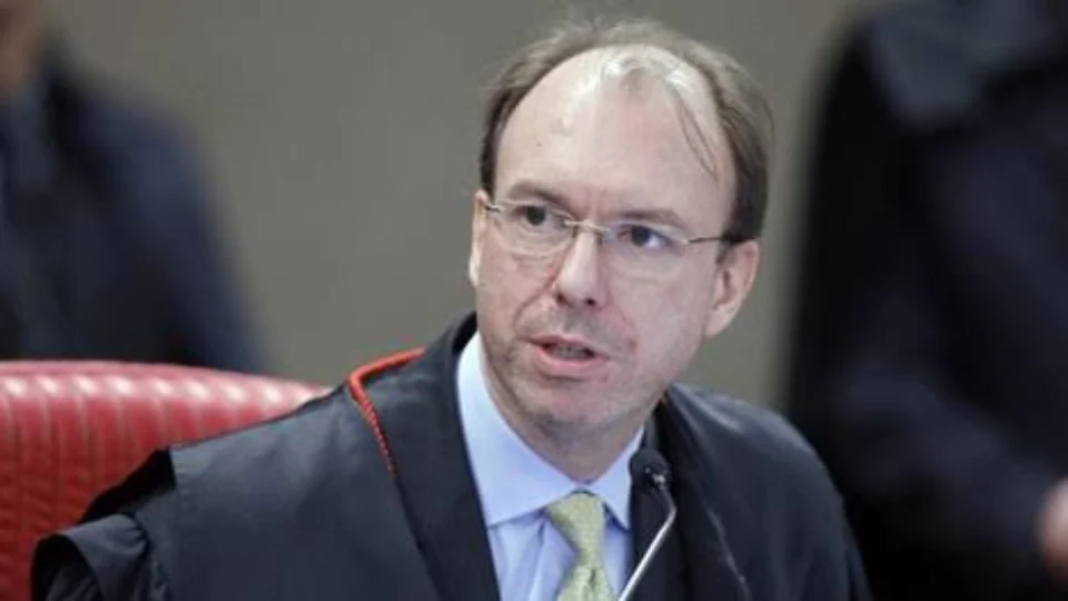 Ministro do TSE determina eleições imediatas em Coari