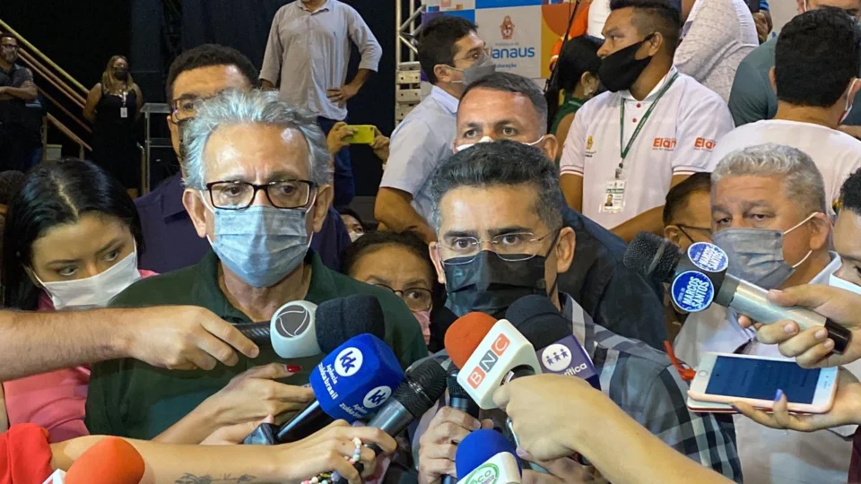 David Almeida anuncia reajuste de data-base dos profissionais da Educação e pagamento de retroativos