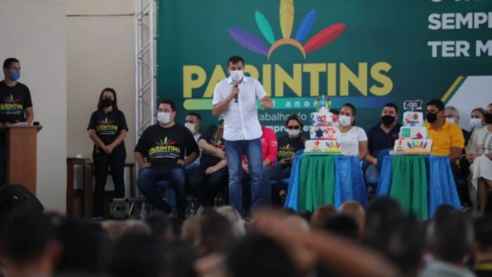 Wilson Lima garante mais de R$ 3 milhões para educação de Parintins