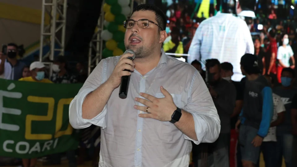 ‘Ninguém vai segurar neste braço porque sou ficha limpa’, disse Robson Tiradentes Jr.