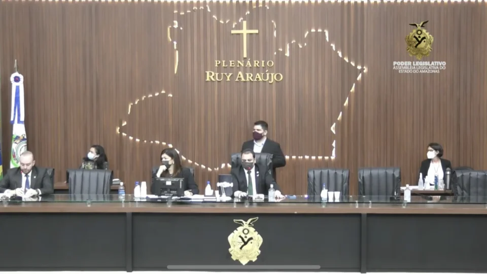 ALEAM mantém veto governamental ao PL que proibia o confisco de carros por atraso do IPVA