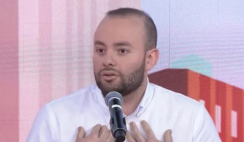 Deputado alfineta Omar com suposta criação de comunidade no Orkut