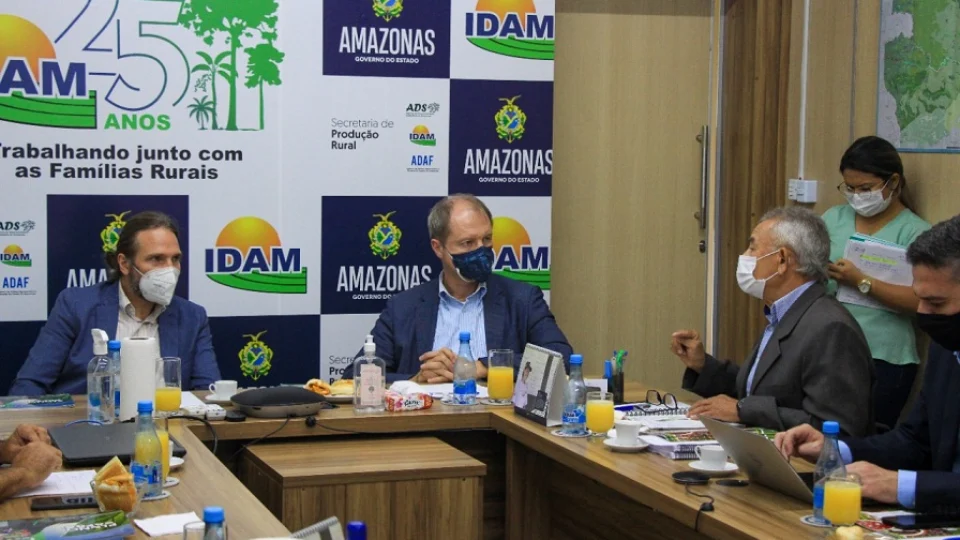 Governo do Amazonas recebe Banco Alemão de Desenvolvimento para discutir investimentos em bioeconomia