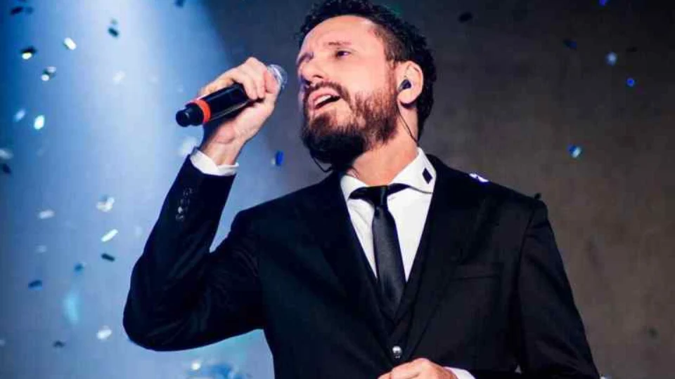 Prefeitura de Urucurituba pretende gastar R$ 50 mil com cantor Leonardo Gonçalves