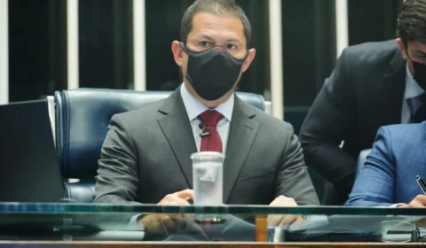 Marcelo Ramos preside sessão na Câmara que aprova PEC para aumentar FPM dos municípios