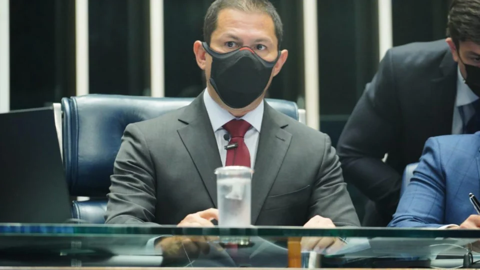 Marcelo Ramos preside sessão na Câmara que aprova PEC para aumentar FPM dos municípios