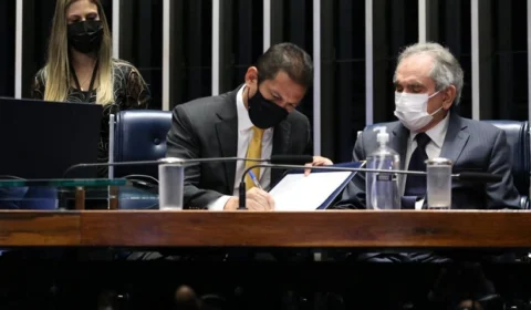 Marcelo Ramos comemora promulgação de emenda que aumenta repasses aos municípios