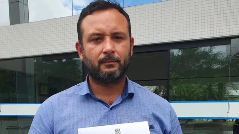 Presidente do Sinpol-AM quer barrar na Justiça processos que apuram agressões cometidas por ele entre 2019 e 2021