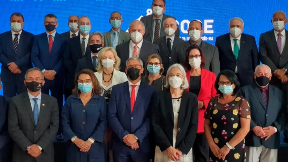 CGJ-AM participa de encontro nacional que aborda o impacto das novas tecnologias nos serviços judiciários