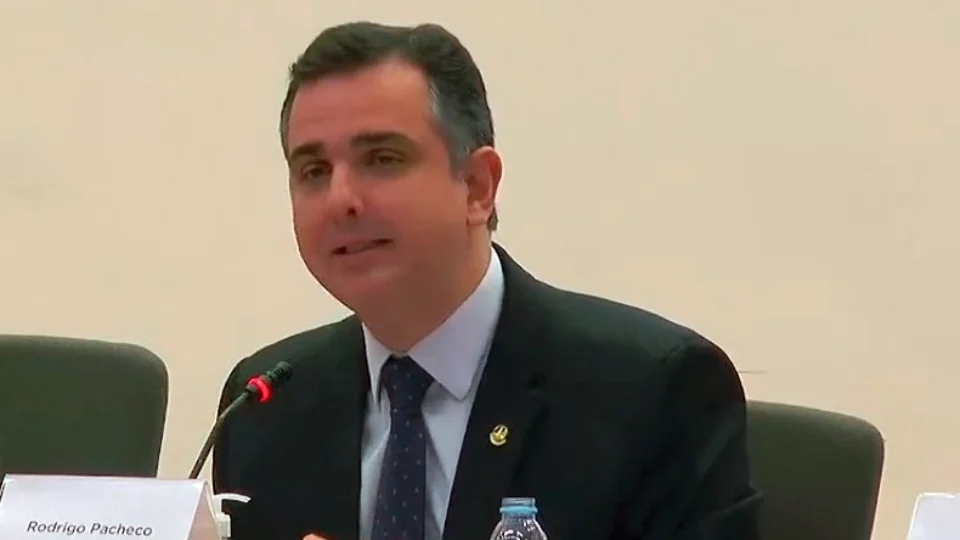 Rodrigo Pacheco enfatiza conquista e defesa da democracia por Brasil e Portugal