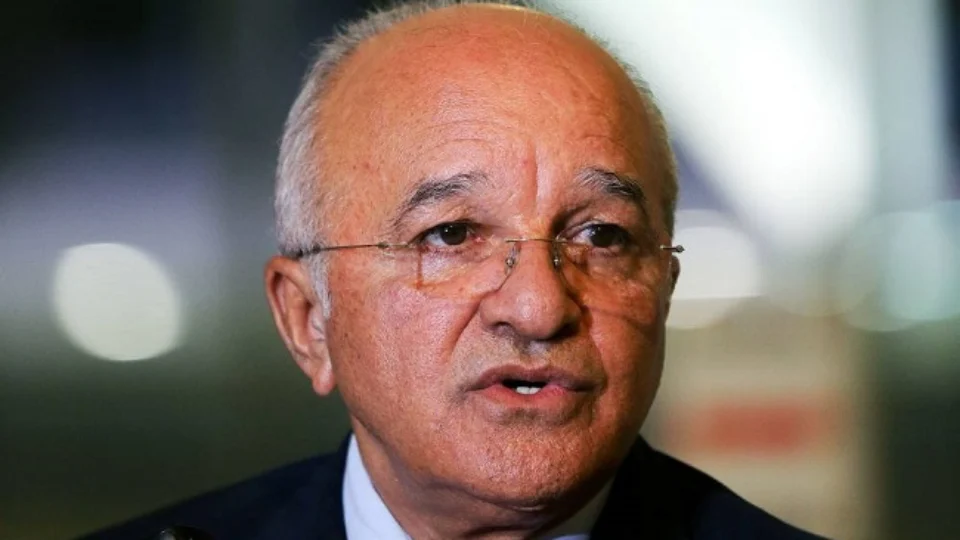 José Melo afirma que tem a solução para a recuperação do Amazonas: ‘a exploração racional’