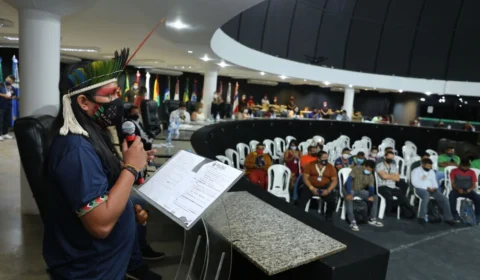 Com o apoio do Governo do Amazonas, representantes de 17 etnias se reúnem para discutir Educação Indígena