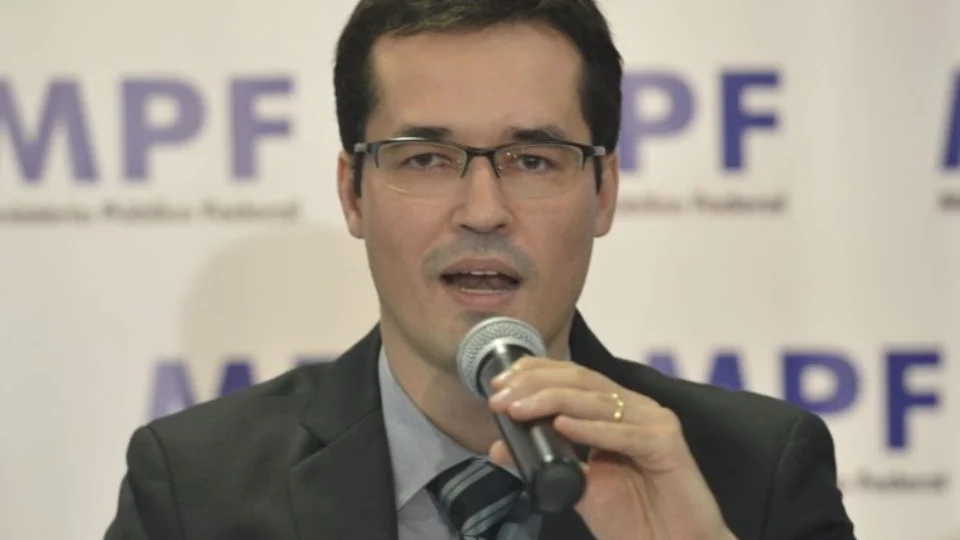 PEC que restringe indulto natalino é protocolada na Câmara