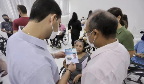 Saullo Vianna realiza lançamento da lei que concede isenção de IPVA aos responsáveis por PcD ou autista