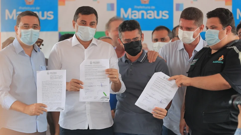 Wilson Lima e David Almeida assinam convênios no valor de R$ 155 milhões