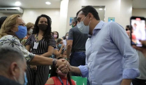 Em treinamento para início da entrega do Auxílio Estadual permanente, Wilson Lima destaca trabalho dos servidores