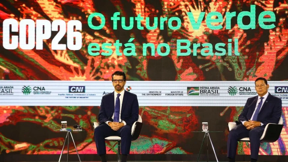 Hamilton Mourão defende investimentos em hidrovias e portos na Amazônia