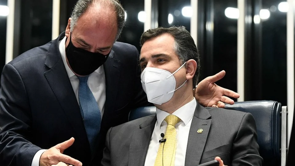 Senado aprova PEC dos Precatórios, que retorna à Câmara