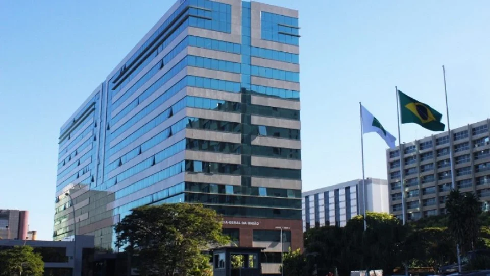 AGU recorre contra afastamento de presidente do Iphan