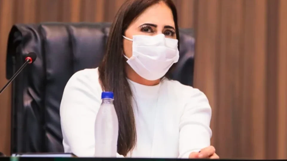 Nejmi Aziz continua trabalhando na 19ª Legislatura da ALEAM